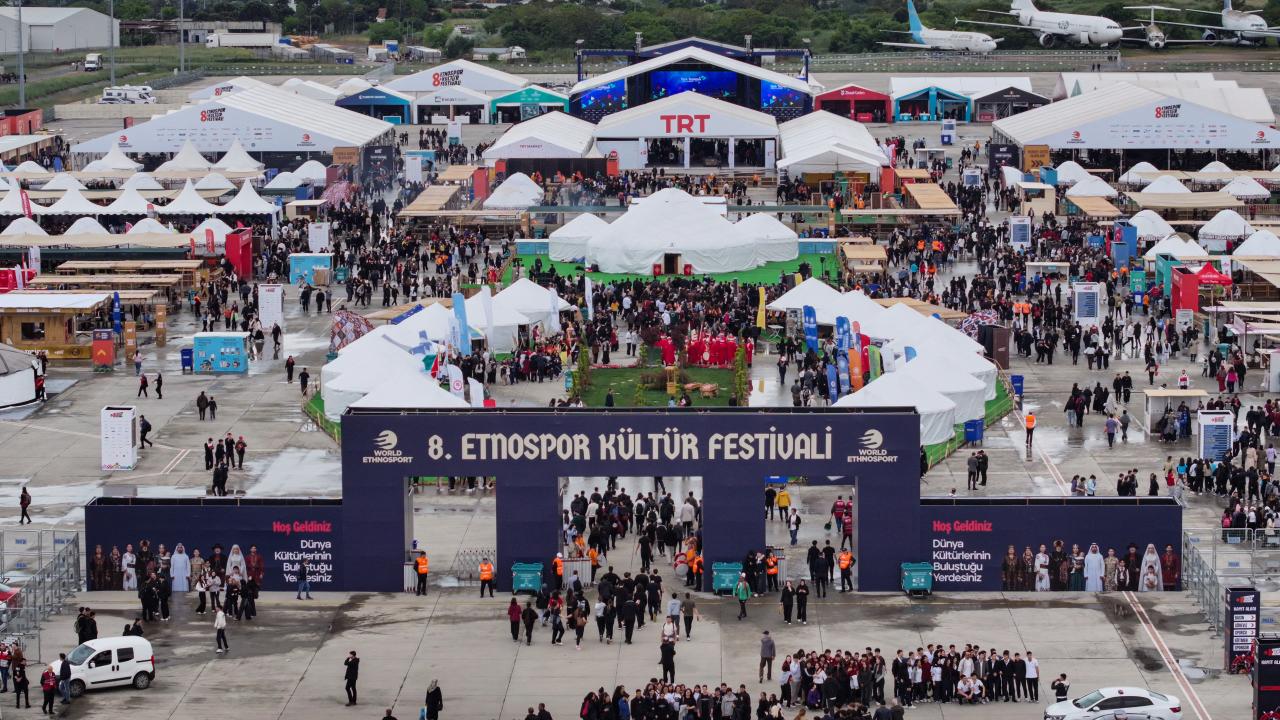 Geleneksel Sporların Kalbi İstanbul'da Atıyor: 8. Etnospor Kültür Festivali Başladı
